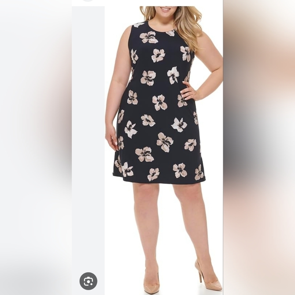 Tommy Hilfiger Black and Tan Fit and Flare Cocktail Skirt